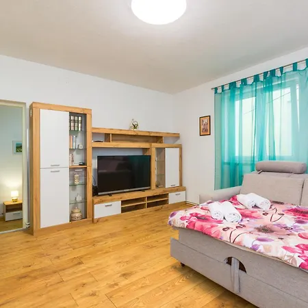 公寓 Vida 1floor In The Old Part Of